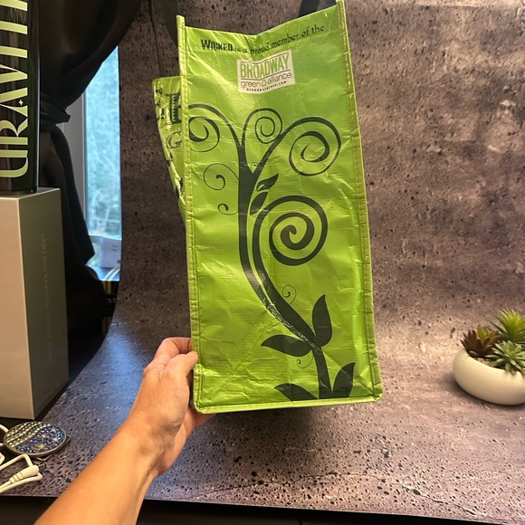 Wicked Tote Bag and Starbucks Coffee Gravity Tumbler - Picture 7 of 8